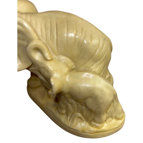 Vintage Hand Carved Elephants : MCM : Home Decor: Retro Art Sculpture - Picture 3 of 8